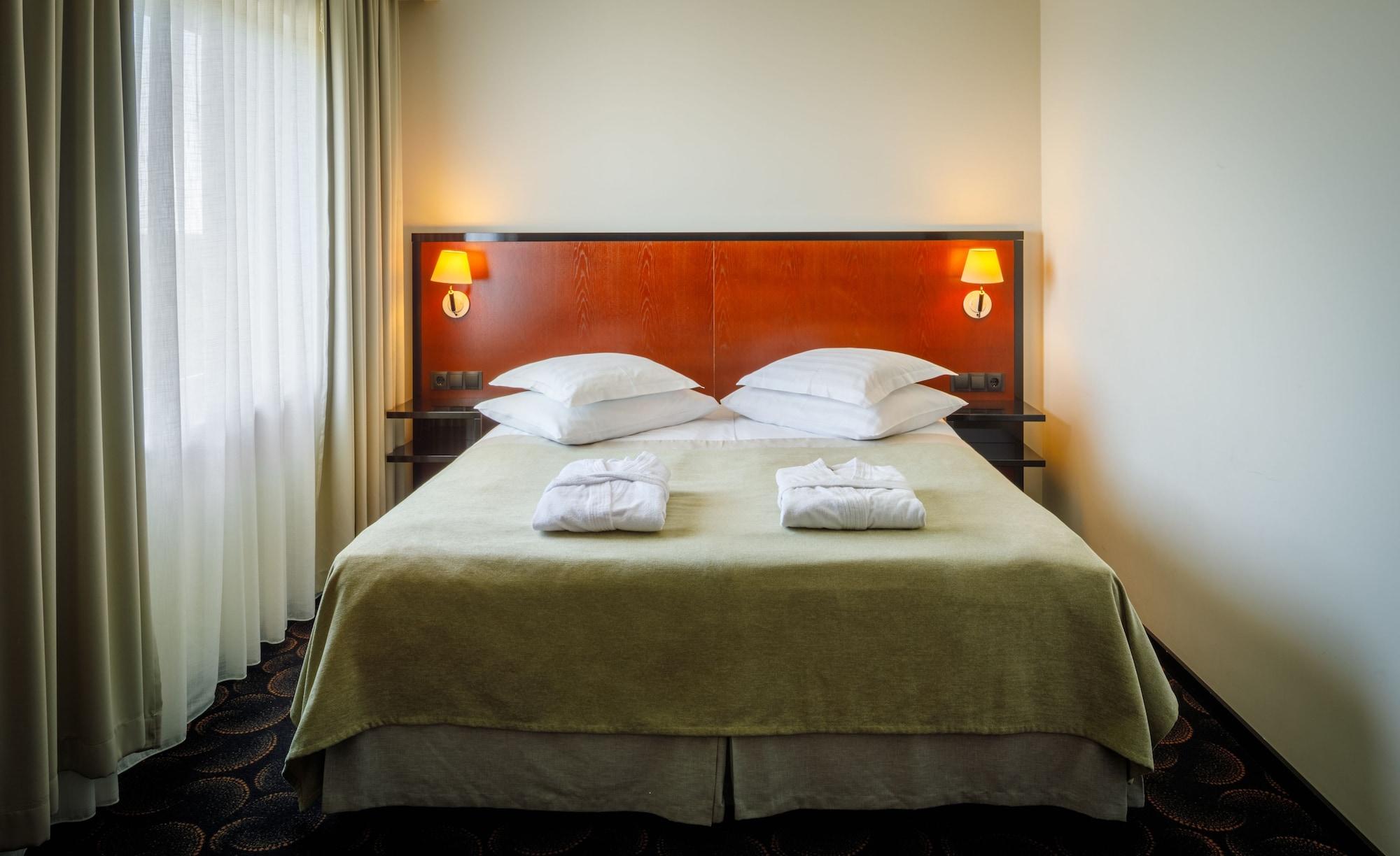Meresuu Spa & Hotel Narva-Jõesuu Exteriör bild