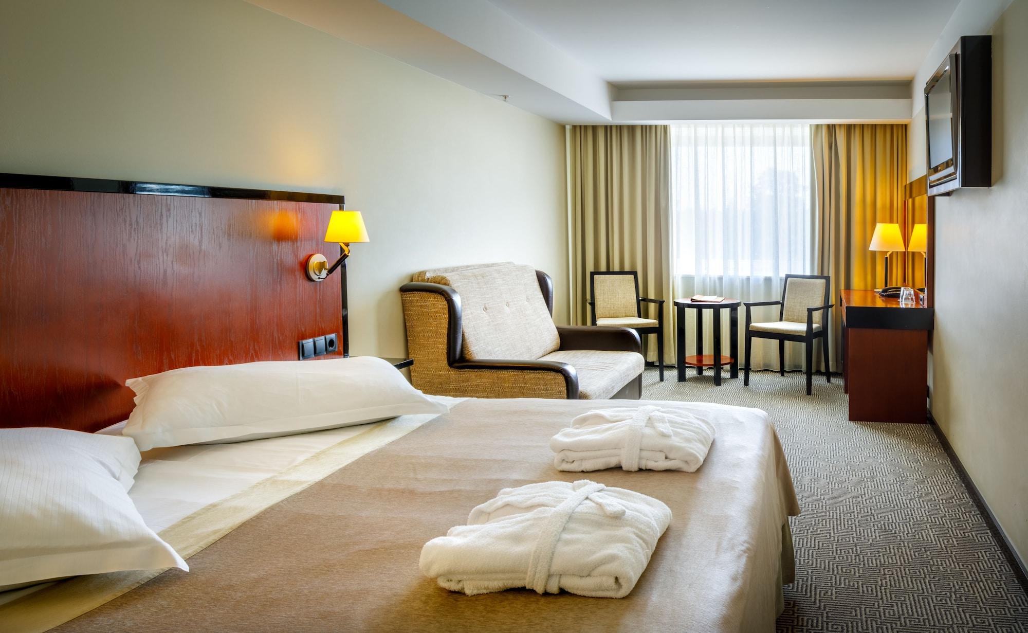 Meresuu Spa & Hotel Narva-Jõesuu Exteriör bild